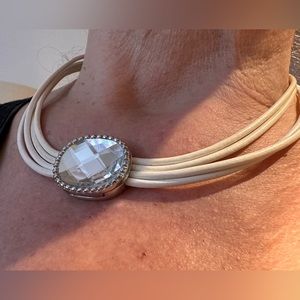 Magnetic Choker Necklace - White, EUC
